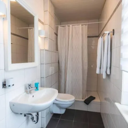 Sonne Im Gemuetlichen Gaestehaus Benedikt Appartement Friedrichshafen